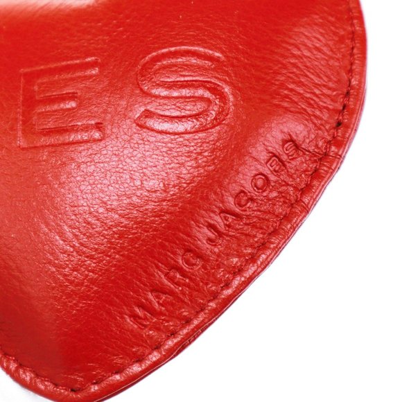 Marc by Marc Jacobs YES NO Heart Paper Weight Red COLLECTIBLE - Picture 7 of 7